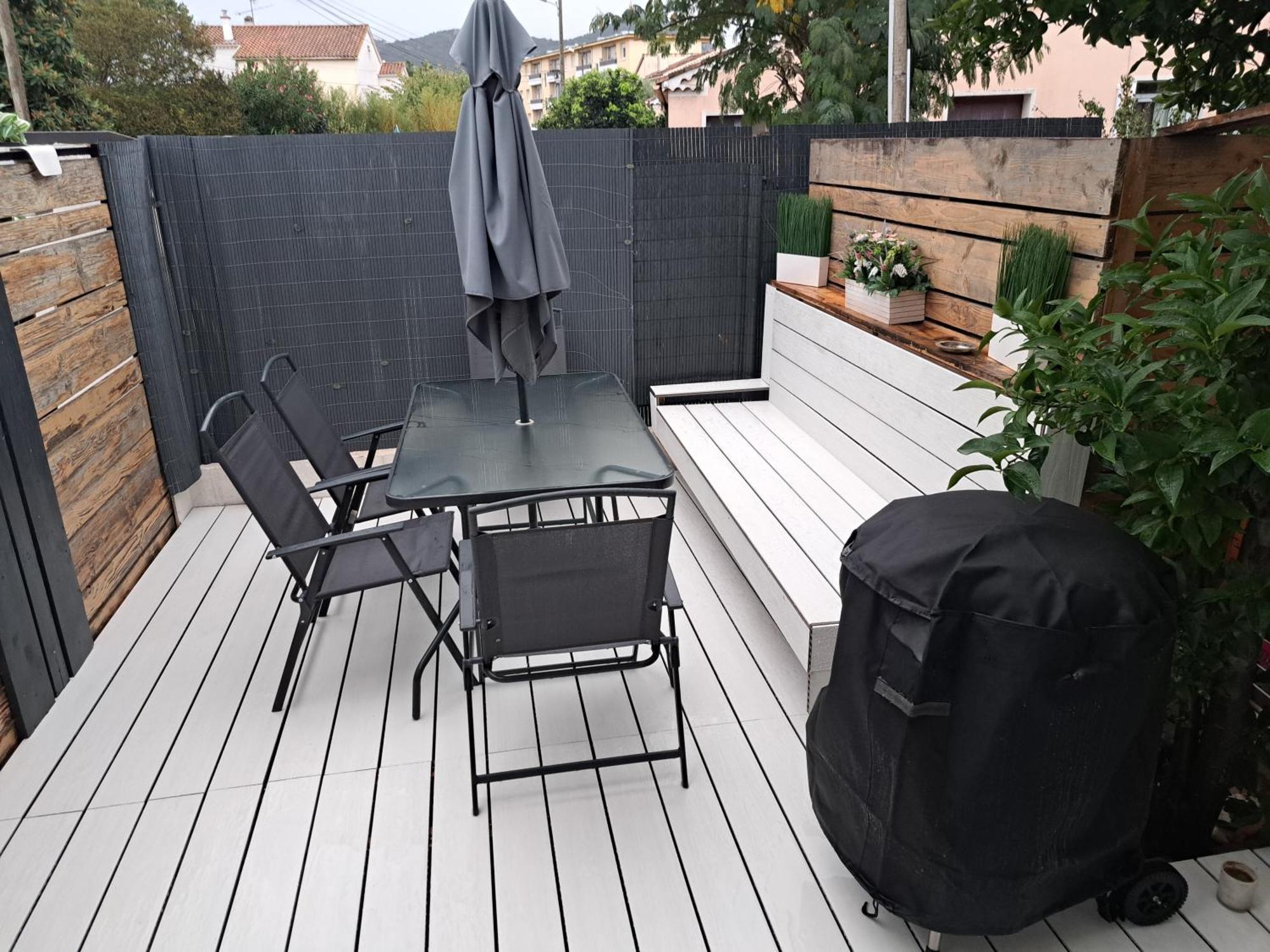 Séduisant studio avec cour privative La Crau Extérieur photo